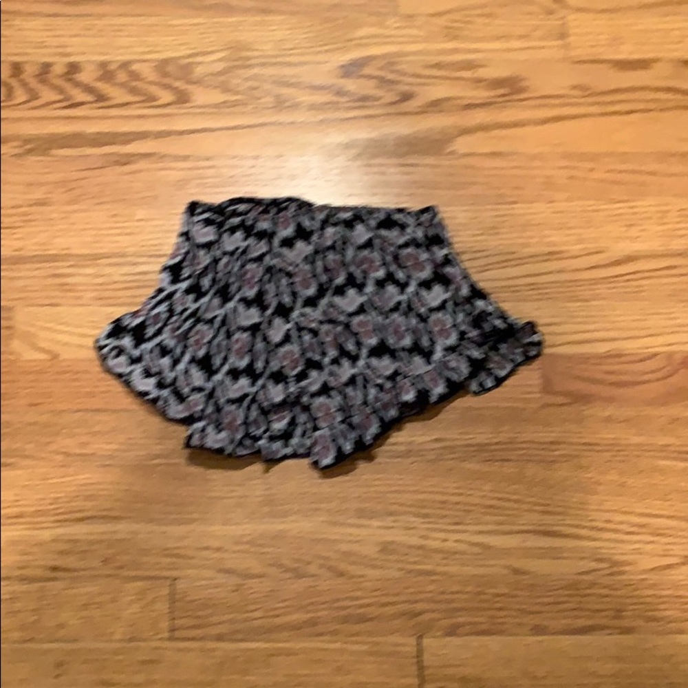 Brandy Melville patterned shorts
